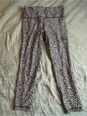 Athleta Women’s 7/8 Tight Workout Leggings with Pockets Size Medium